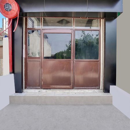 Hotel O The Moon Bareilly Exterior foto